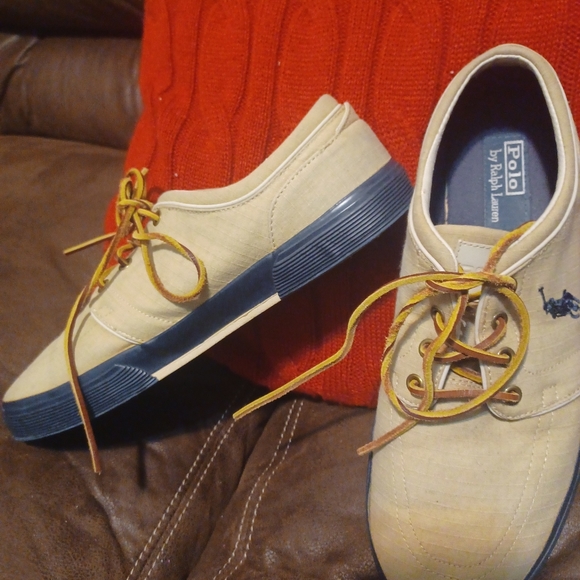 Ralph Lauren Faxon Low-Top Canvas Sneakers, size 11D, tan, navy - Picture 5 of 13